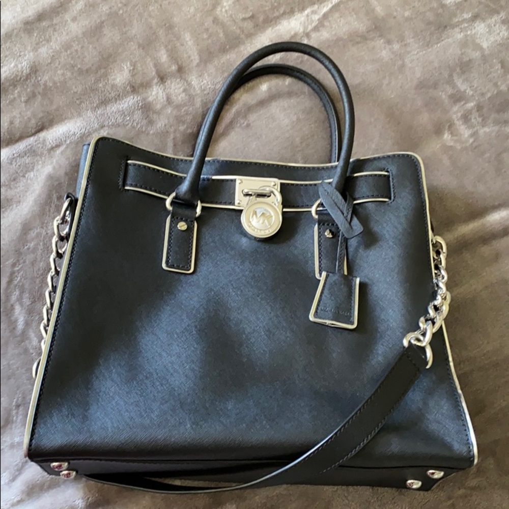 Michael Kors • Hamilton Specchio Black/Silver Tote